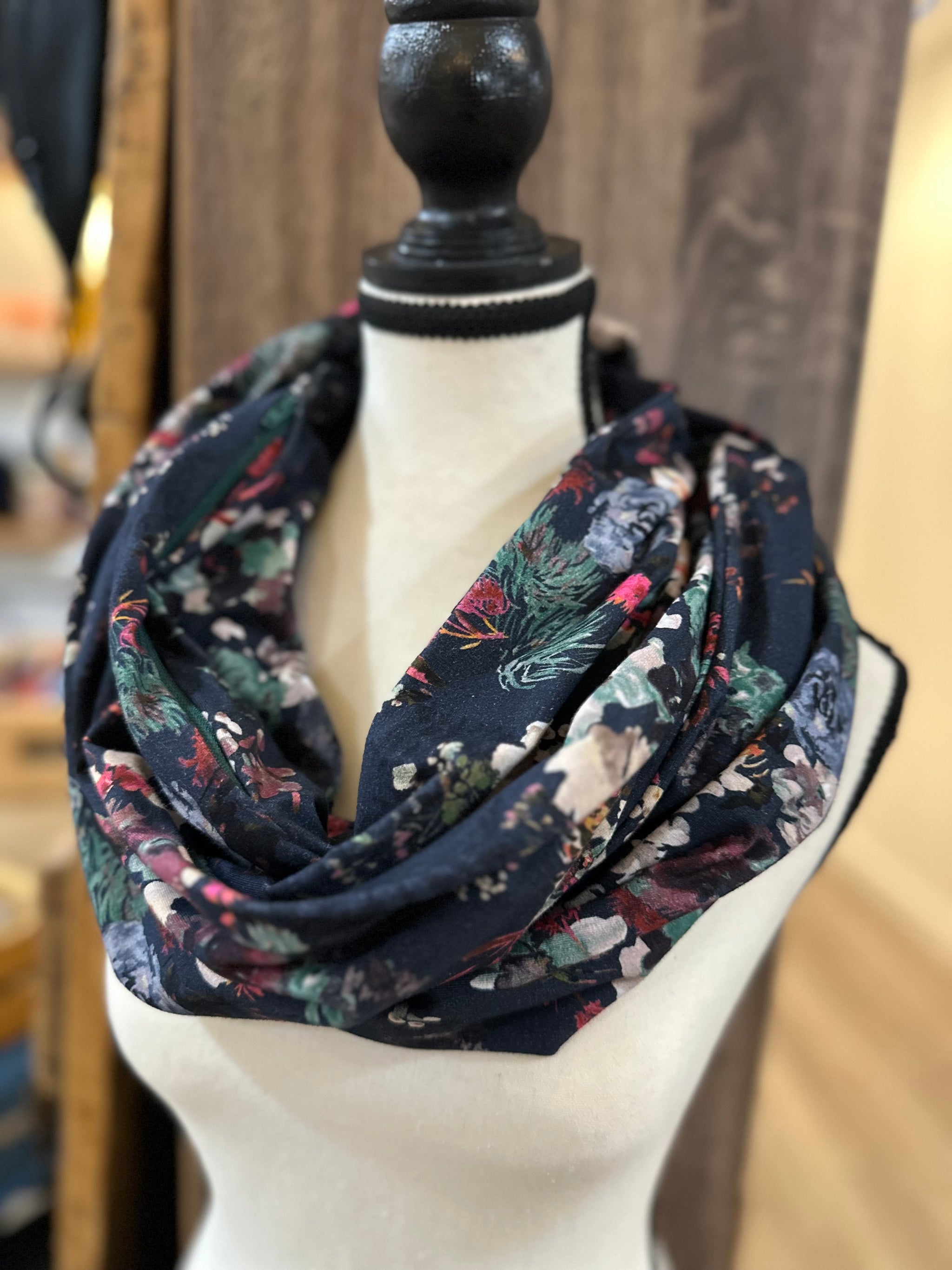 Patterned Knit Hidden Pocket Infinity Scarf – ThePlaidCow